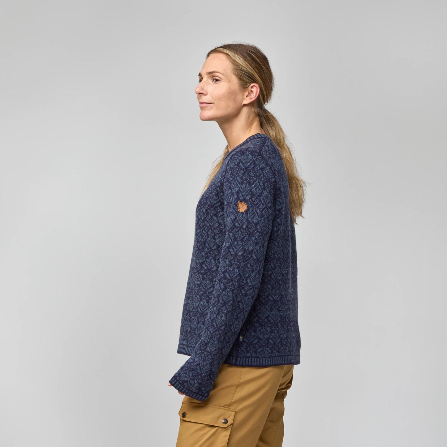 SNOW ROUND NECK SWEATER W - US 5130